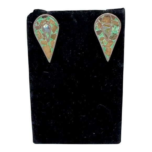 Vintage Screw Back Teardrop Earrings Turquoise Inlay Design Southwestern Western - Picture 2 of 5